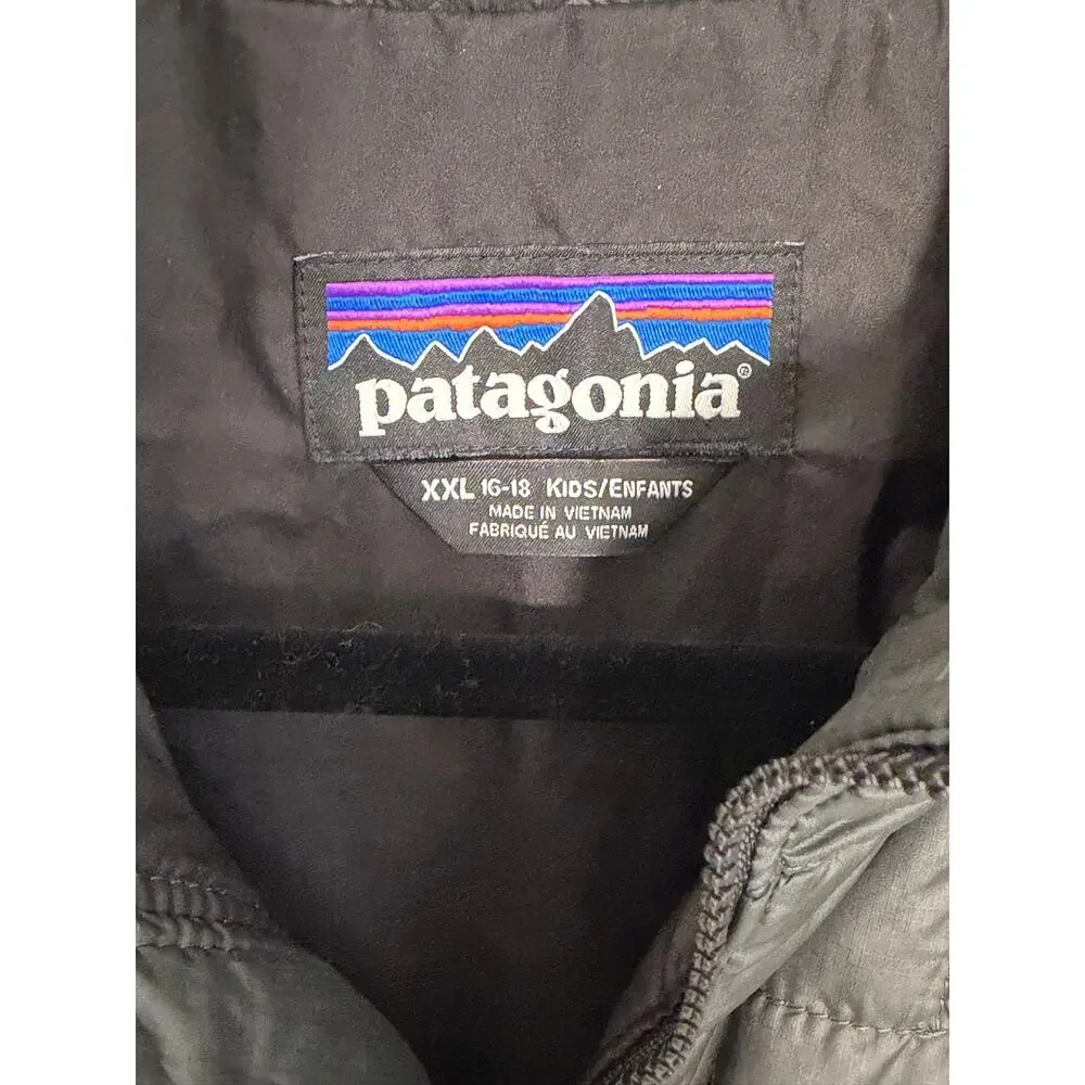 Patagonia‎ Youth Dark Grey Puffer jacket size XXL 16-18